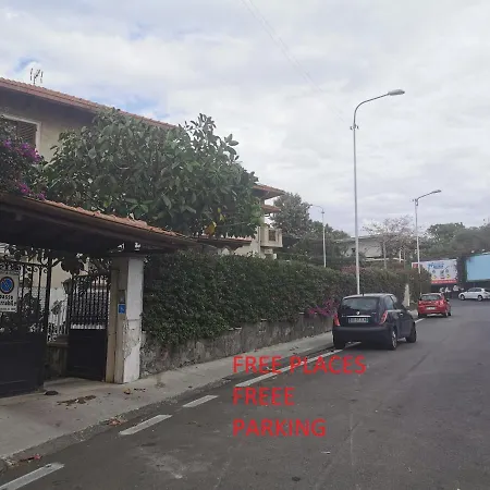 Casavostra Al Parco Gasthof Catania